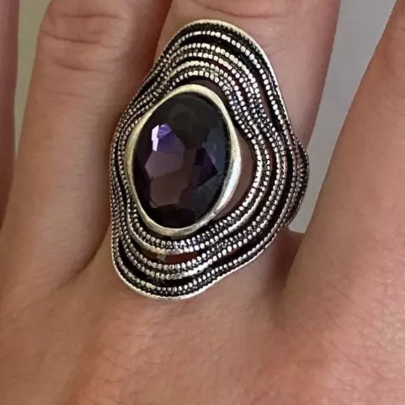 VINTAGE Women’s Ring - Picture 7 of 9